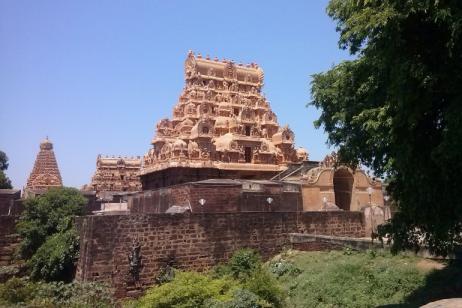 Spiritual Tamil Nadu With Enchanting Kerala