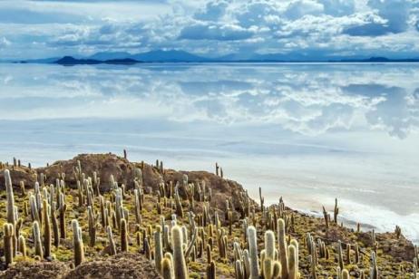 5-Day Tour of Bolivia Salt Flats: Mirror of the Sky**From La Paz**