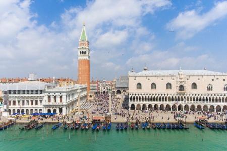 Family Friendly River cruise From Venice to Mantua package