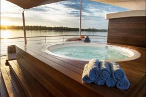 Amazon Rainforest Cruise - Premium Adventure
