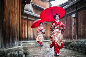 Splendours of Japan with Hiroshima and Takayama Festival