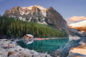 Spectacular Rockies and Glaciers of Alberta with Rocky Mountaineer Option, Classic Group