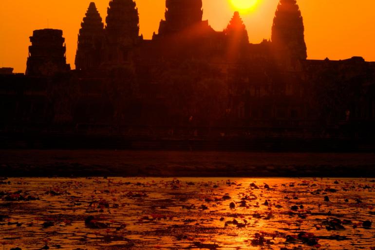 Can Tho Ha Long Bay Vietnam & Angkor- Premium Adventure Trip