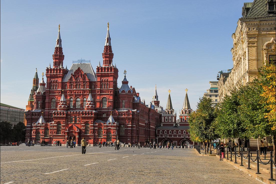 Local Immersion Historic sightseeing Beijing to St Petersburg package
