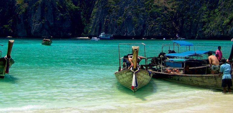 Sail Ko Phi Phi to Phuket tour