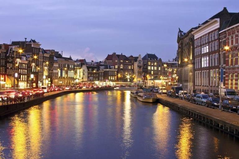 Amsterdam Budapest 20 Day Classic European River Cruise with Amsterdam & Budapest Trip