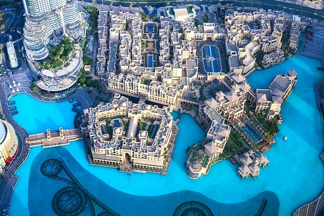 Architecture & Design: Dubai & Abu Dhabi