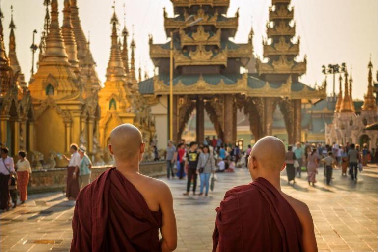 Mandalay Shwedagon Pagoda Myanmar Highlights Trip