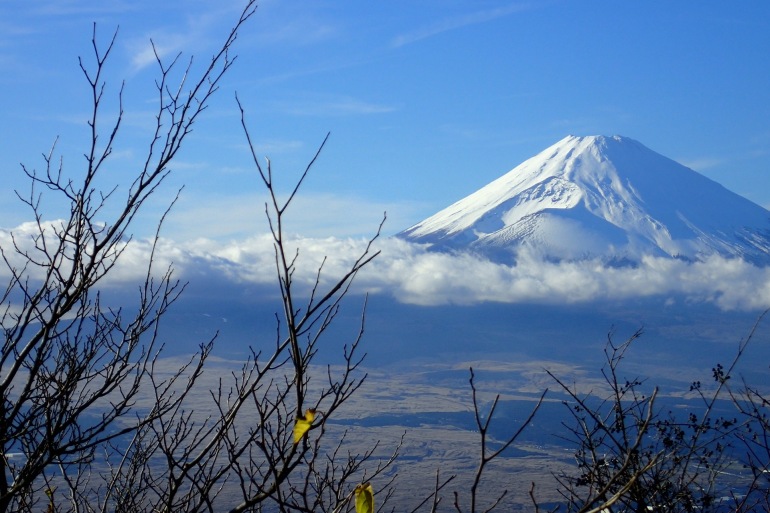 Mt Fuji mountain-Japan-2582263-1920-p