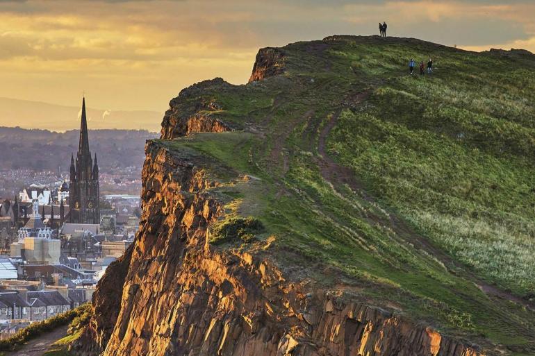 Scotlands Highlands Islands and Cities tour