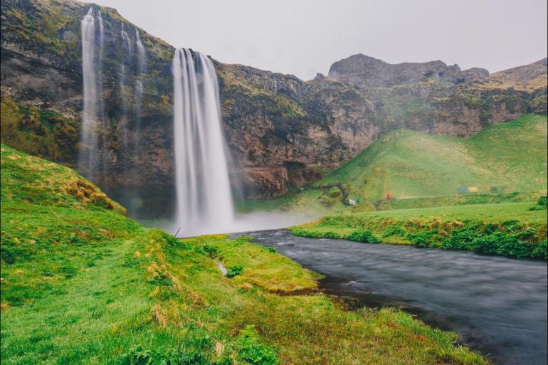 Jokulsarlon Skogafoss Iceland Express Trip