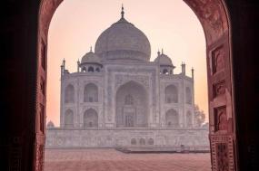 Uncover India: Delhi and Kerala (with Nepal)