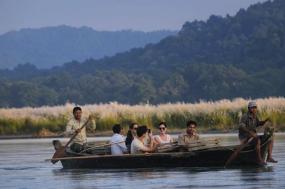 Annapurna Trails & Chitwan - Premium Adventure