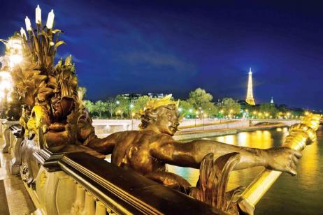 Cruising the Seine, plus Paris & London 2020