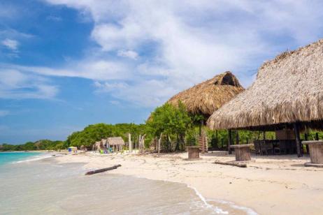 Explore Cartagena & Manzanillo Beach