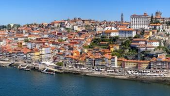 Family Friendly River cruise From Portugal to Spain: Porto, the Douro Valley (Portugal) and Salamanca (Spain) package