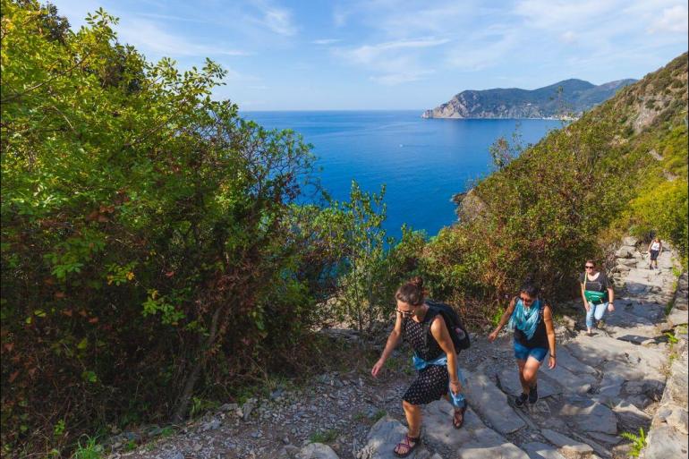 Hiking & Walking Trekking Cinque Terre: Hike, Bike & Kayak package