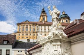 Christmas markets on the Danube
