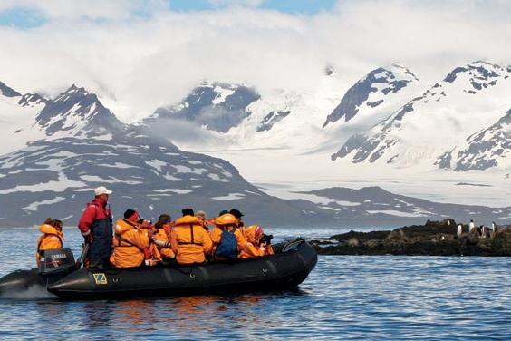 Antarctic Express: Fly/Cruise Antarctica, South Georgia & Falklands  (Sea Adventurer) 2016 - 2017 tour