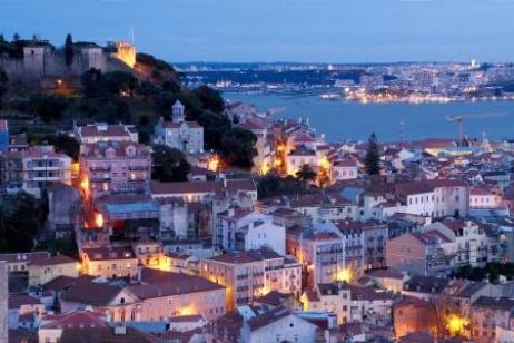 Discover Lisbon, Porto and the Douro Valley tour