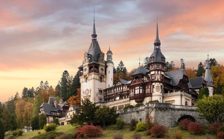 Cruise & Rail: Enchanting Danube & the Castles of Transylvania (2022) tour