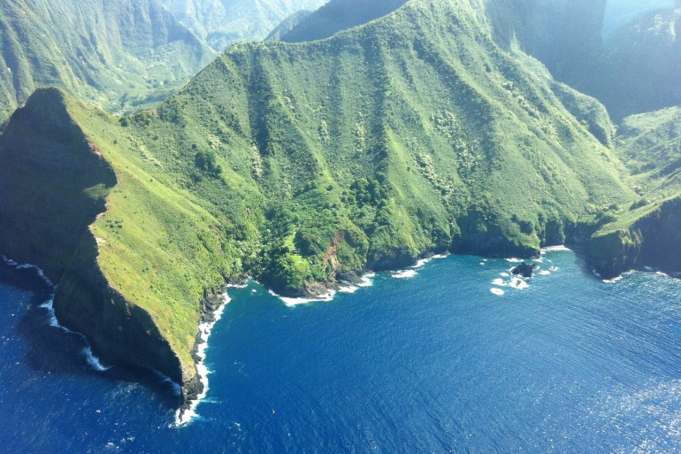 Stunnig view of nature Hawaii Molokai Cliffs_United States_1208897_1920_p