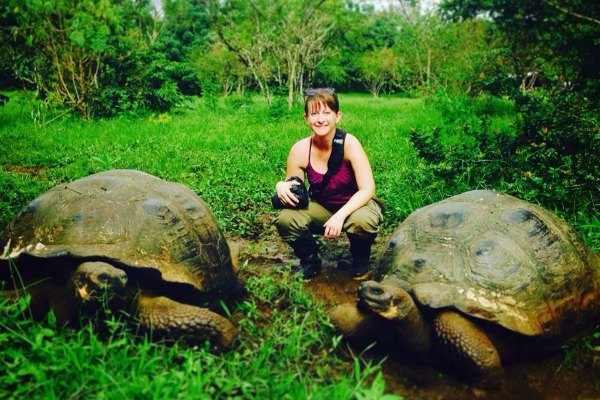 Kirsten Smith travel blogger in the Galapagos