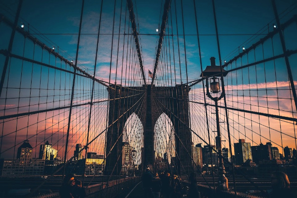 Brooklyn bridge in new york at dusk
