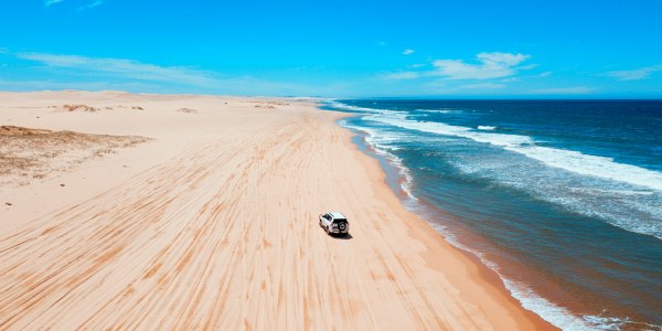 4wd on the beach in Australia