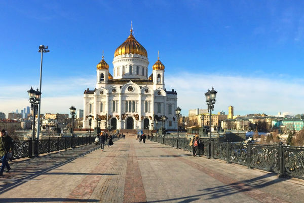 Moscow bridge and traditional architecture at the Kremlin