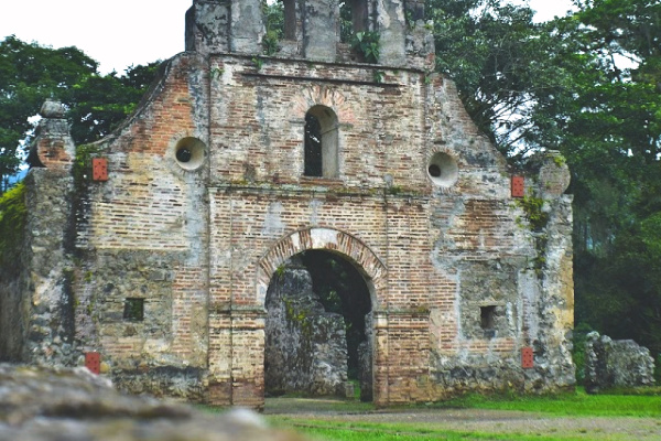 Old ruins in costa rica