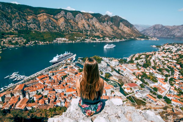 young female traveler on croatia tour