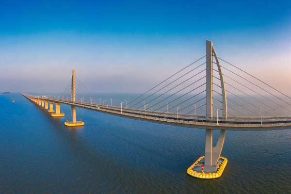 Longest coninuous bridge in the world