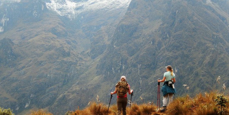 Two female hikers on the way to Machu Picchu