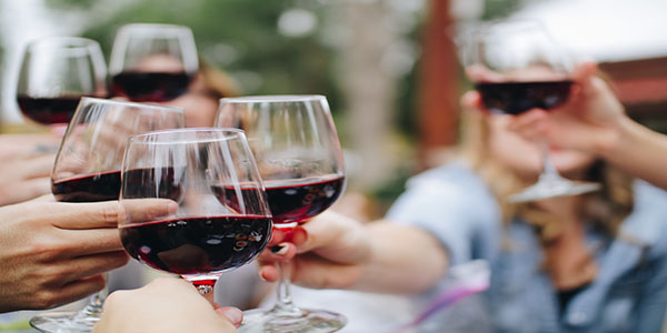 InquisiTours specializes in wine tasting tours.